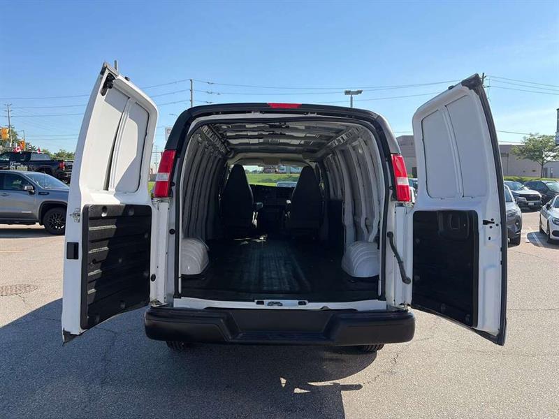 gmc Savana 2024 - 13