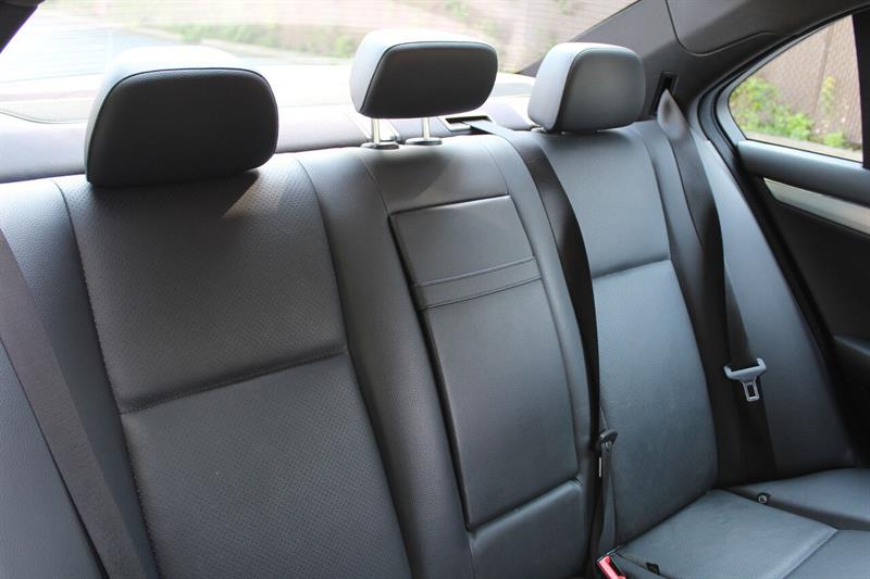 mercedes-benz C 230 4MATIC 2008 - 9