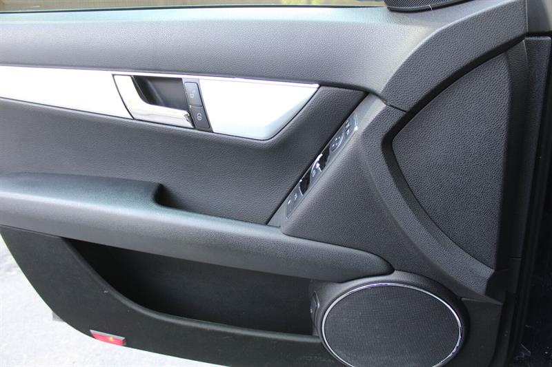 mercedes-benz C 230 4MATIC 2008 - 10