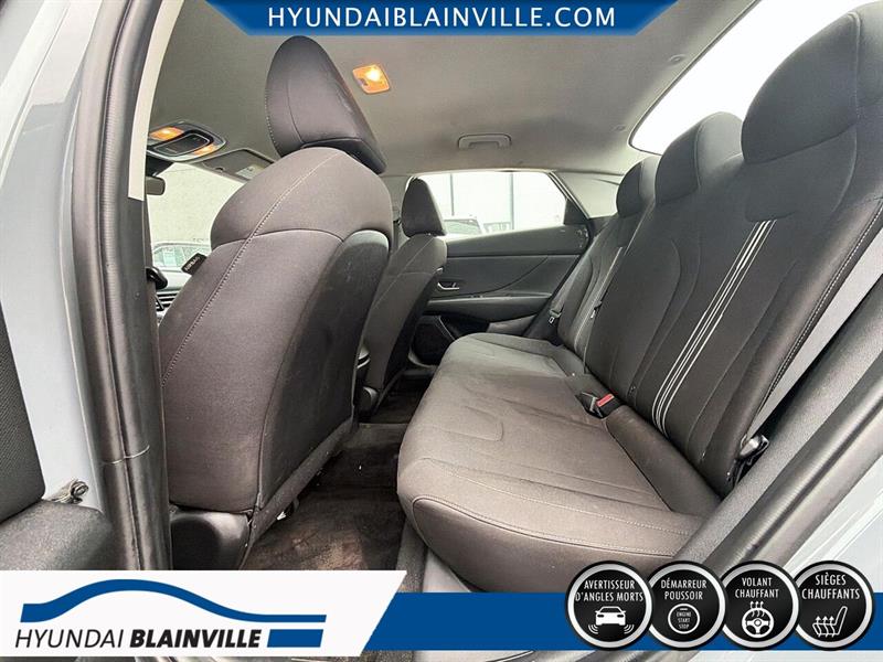 hyundai Elantra 2022 - 18