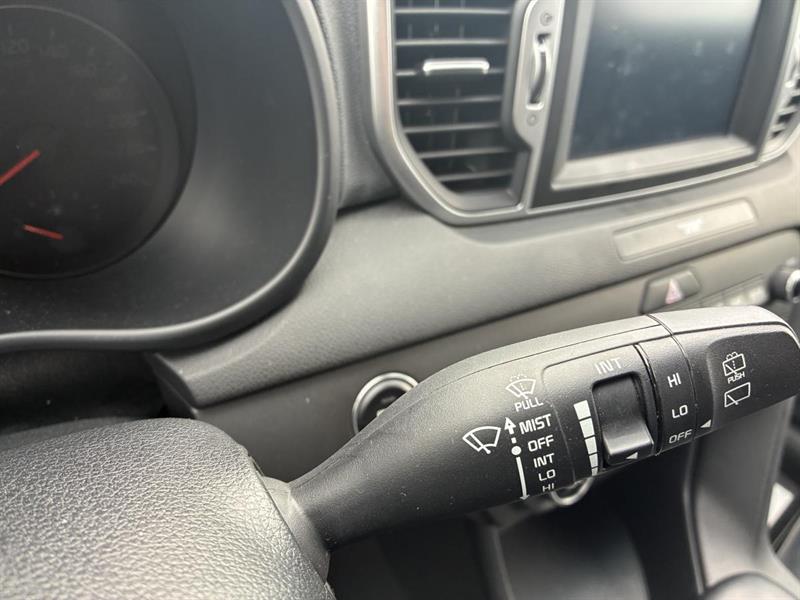 kia Sportage 2018 - 24