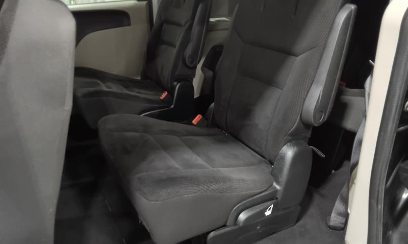 dodge Grand Caravan 2017 - 23