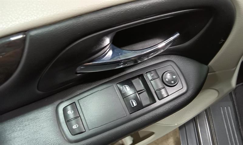 dodge Grand Caravan 2017 - 24