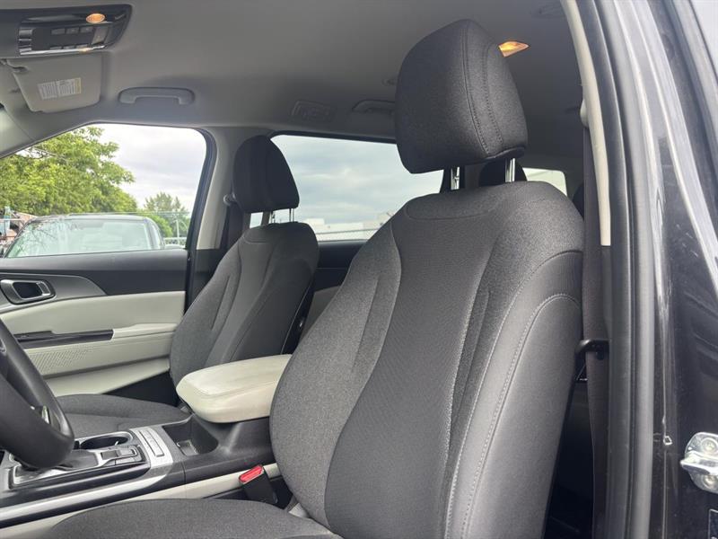 kia Carnival 2022 - 25