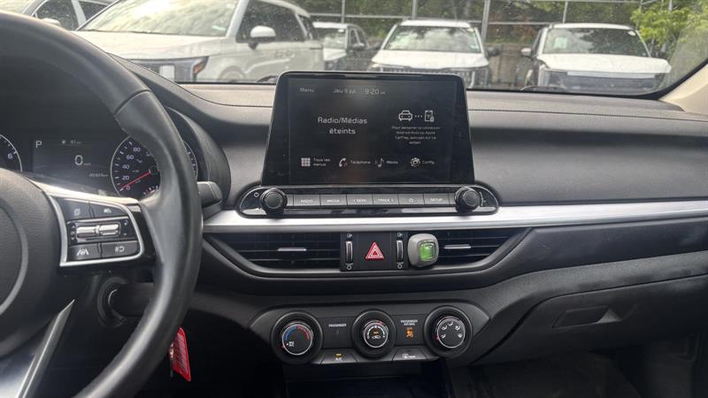 kia Forte 2023 - 18