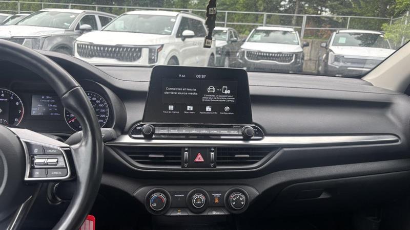 kia Forte 2021 - 17