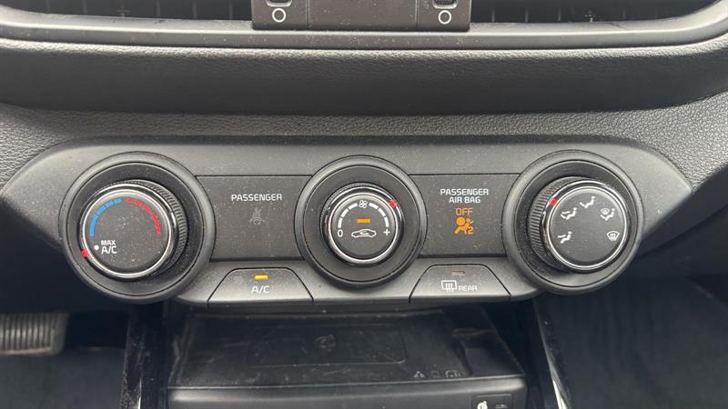 kia Forte 2021 - 19