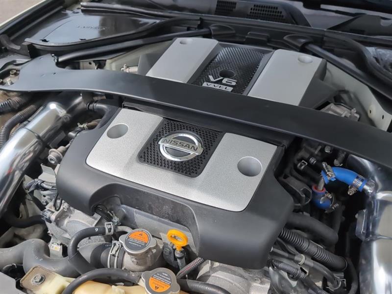 nissan 370Z 2019 - 8