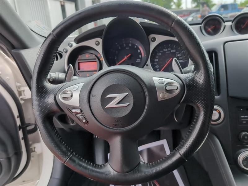 nissan 370Z 2019 - 15