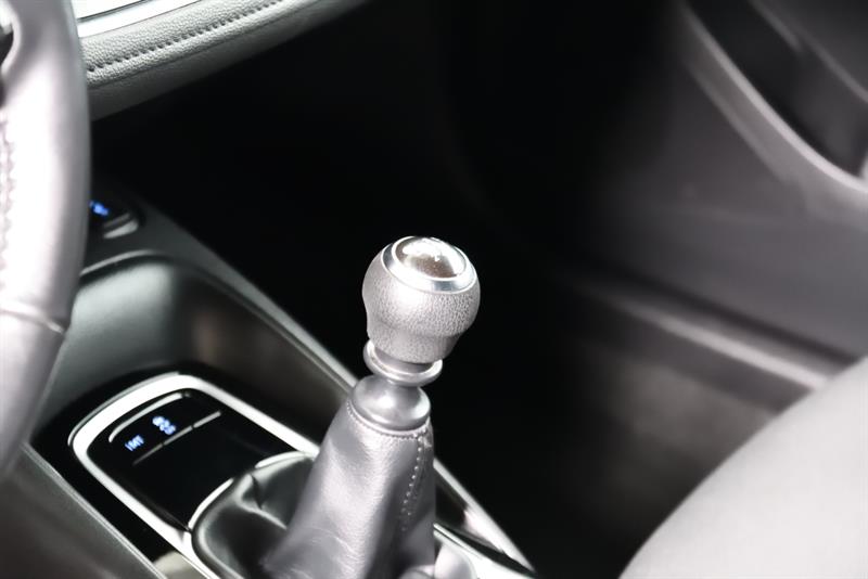 toyota Corolla 2022 - 12