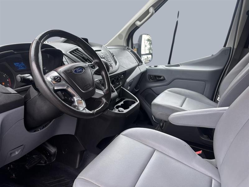 ford Transit Cargo Van 2017 - 6
