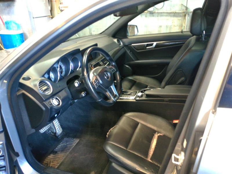 mercedes-benz C 300 2014 - 10