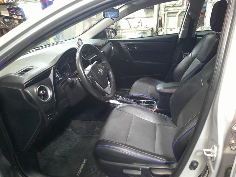 toyota Corolla 2018 - 9