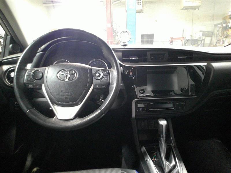 toyota Corolla 2018 - 11