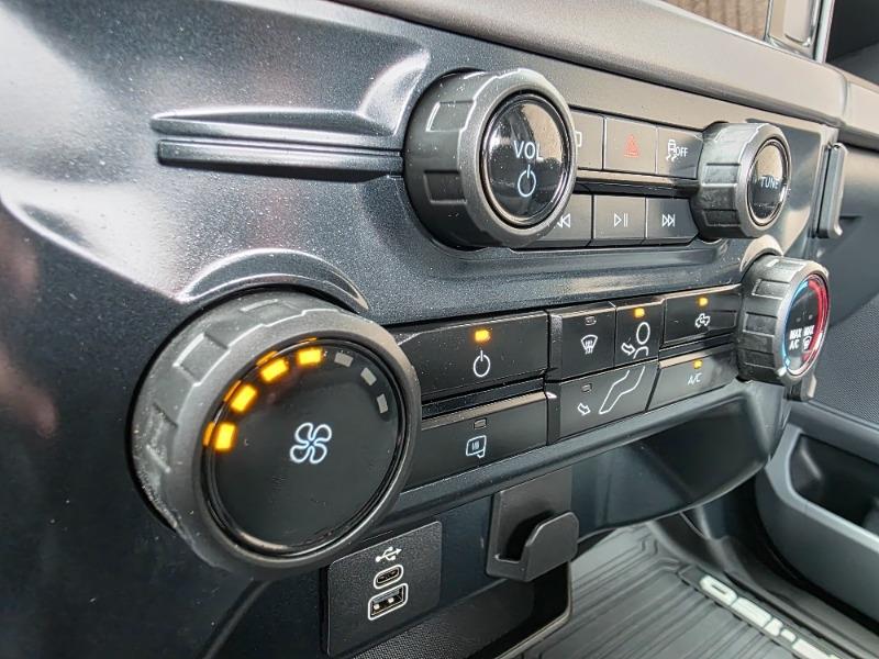 ford F-150 2025 - 31