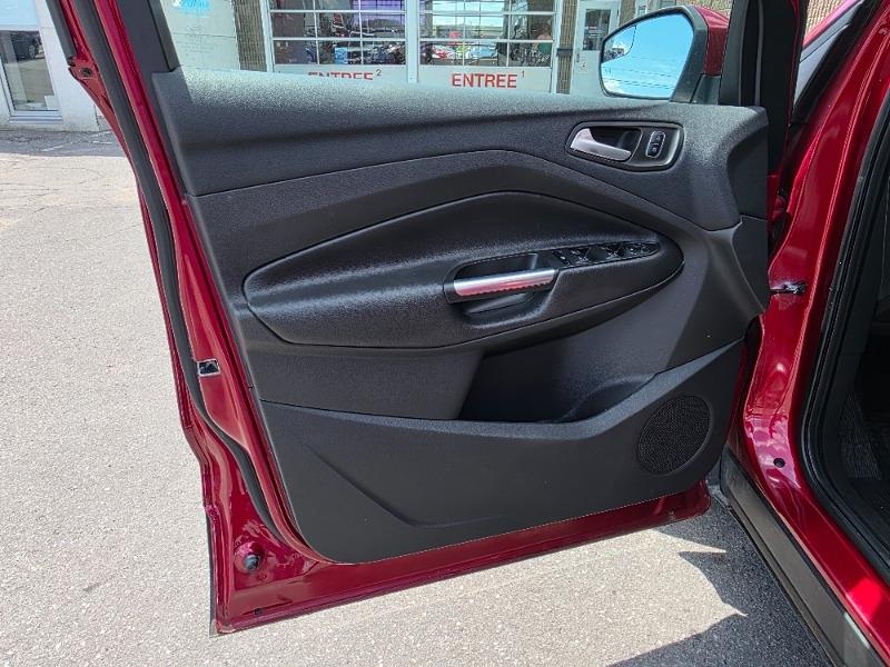 ford Escape 2017 - 12