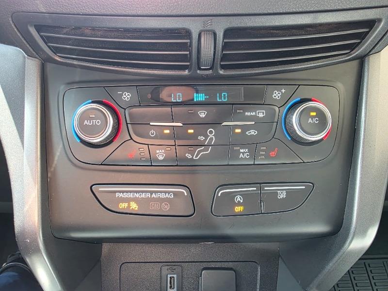 ford Escape 2017 - 29