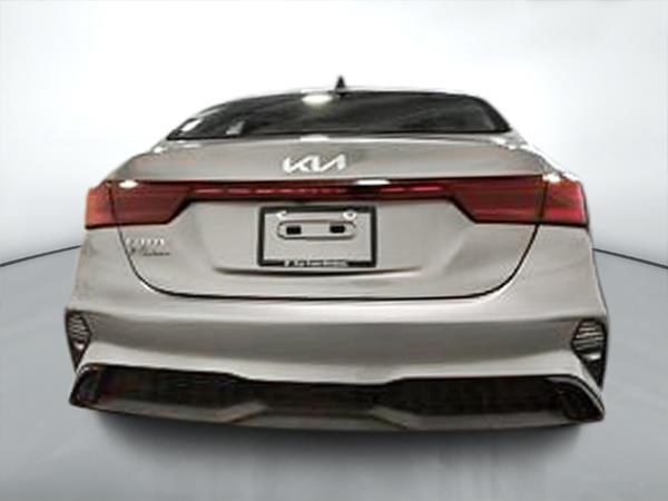 kia Forte 2024 - 4