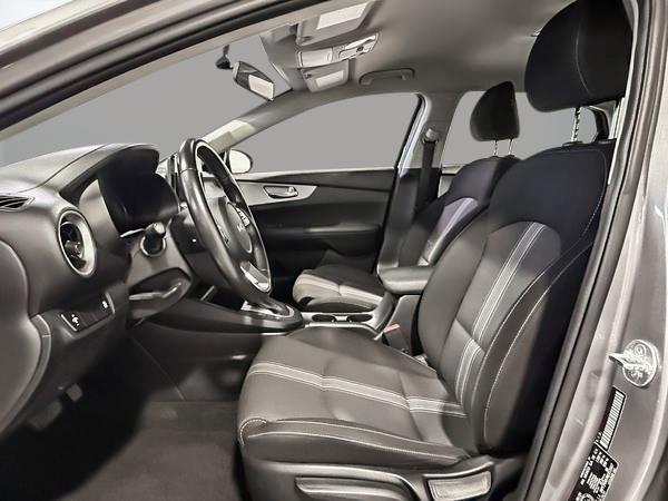 kia Forte 2024 - 13