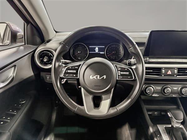 kia Forte 2024 - 14