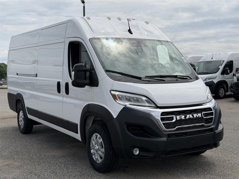 ram ProMaster fourgonnette utilitaire 2025