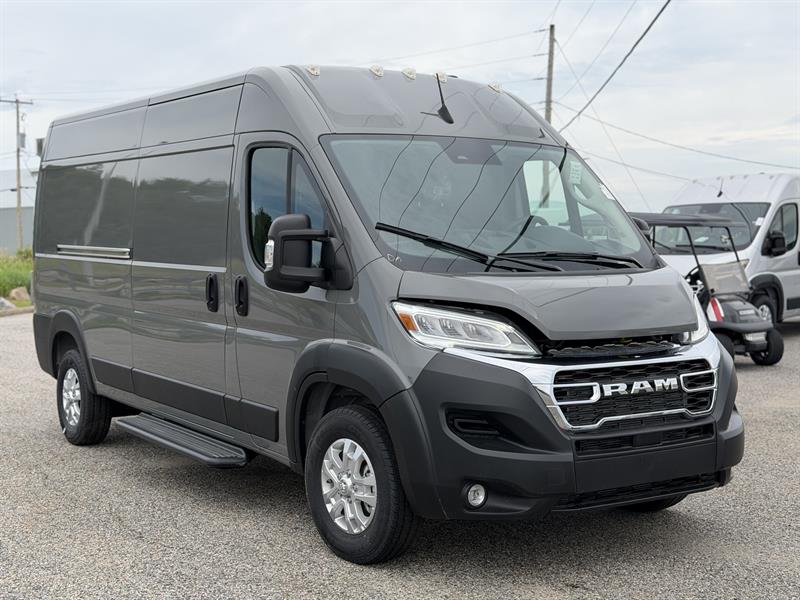 ram ProMaster fourgonnette utilitaire 2025