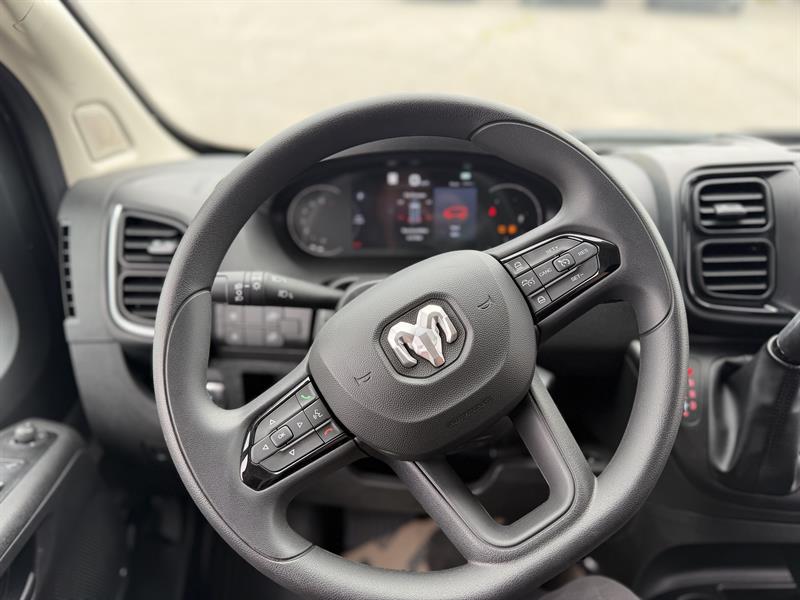 ram ProMaster fourgonnette utilitaire 2025 - 9