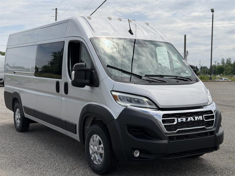 ram ProMaster fourgonnette utilitaire 2025