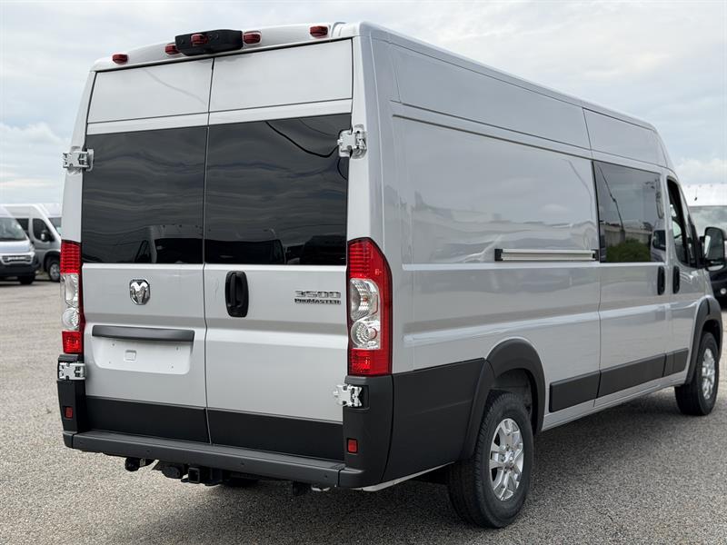 ram ProMaster fourgonnette utilitaire 2025 - 3