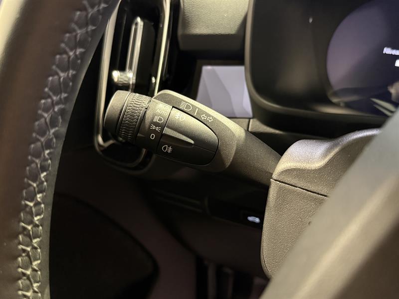 volvo Recharge XC40 tout électrique 2023 - 18