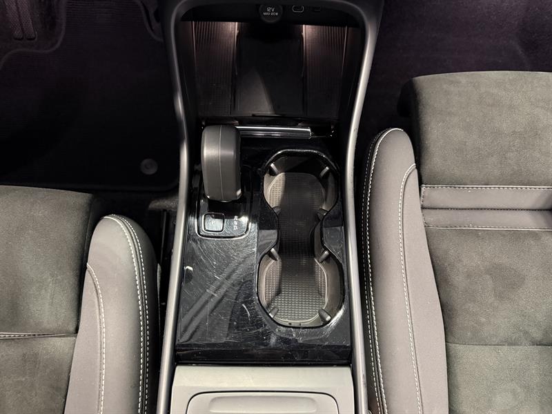 volvo Recharge XC40 tout électrique 2023 - 23