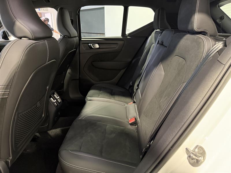 volvo Recharge XC40 tout électrique 2023 - 24
