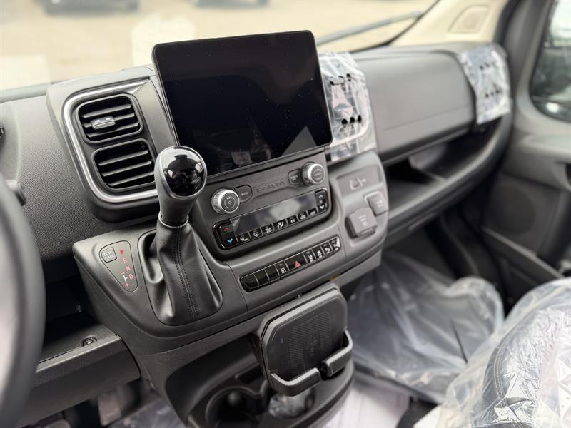 ram ProMaster fourgon vitré 2025 - 10