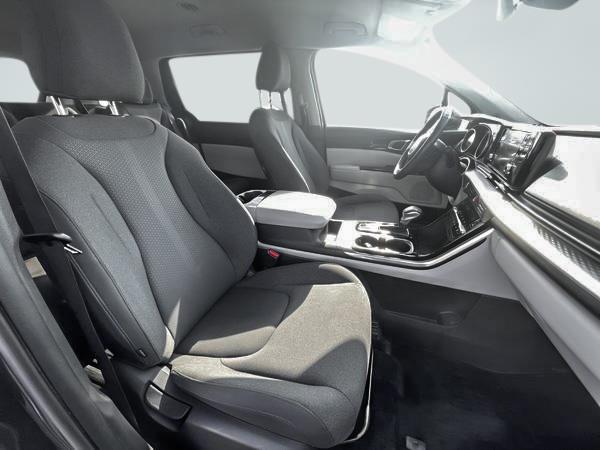 kia Carnival 2023 - 26