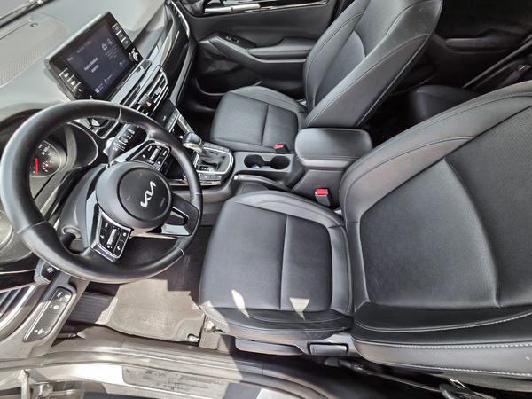 kia Seltos 2023 - 12