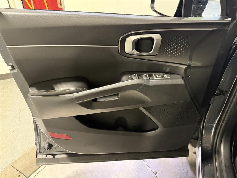 kia Sorento 2022 - 11