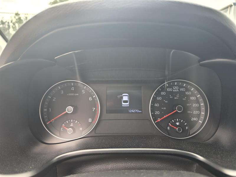 kia Forte 2019 - 11