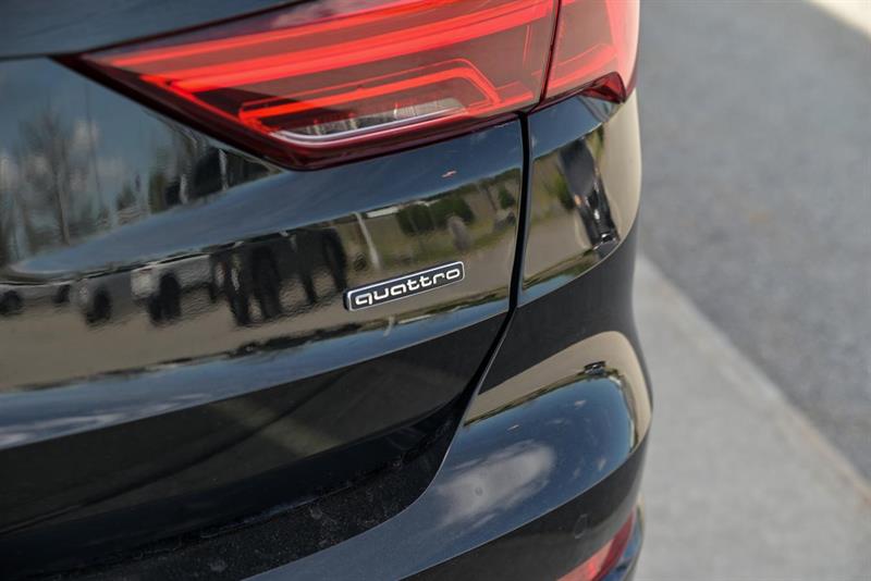 audi Q3 2022 - 10