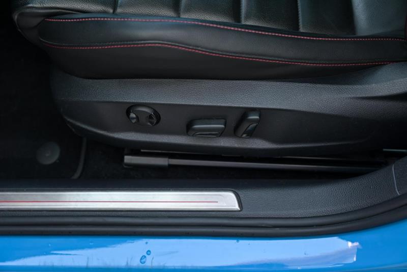 volkswagen Golf GTI 2021 - 12