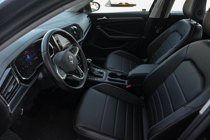 volkswagen Jetta 2023 - 11