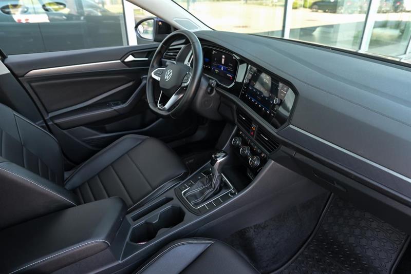 volkswagen Jetta 2023 - 26
