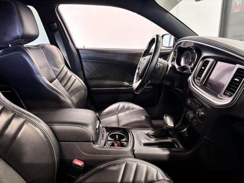 dodge Charger 2022 - 8