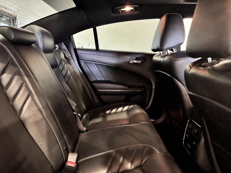 dodge Charger 2022 - 9
