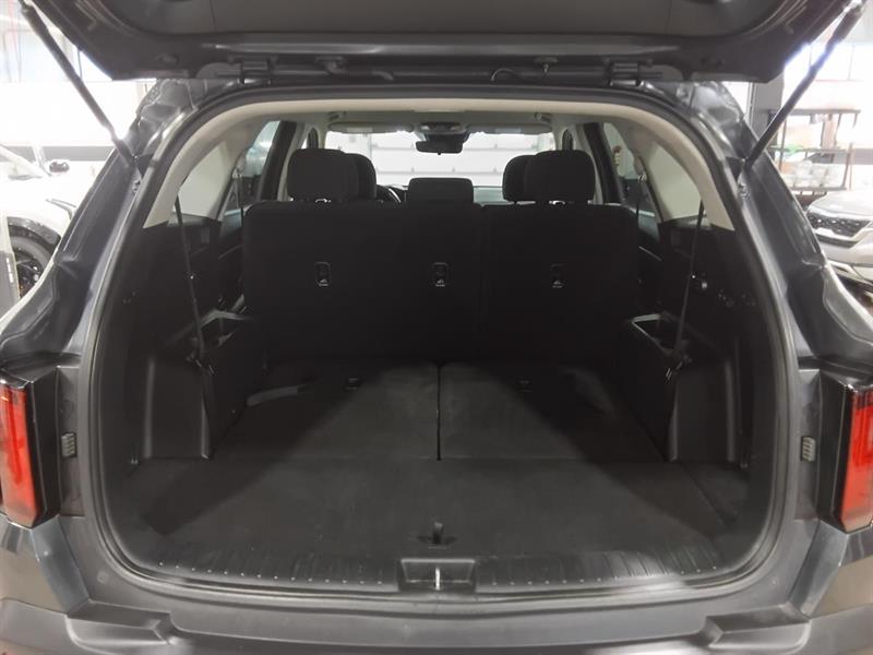 kia Sorento 2023 - 12