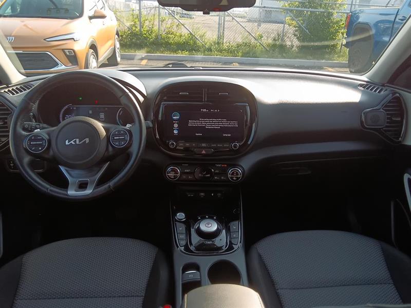 kia Soul EV 2023 - 16