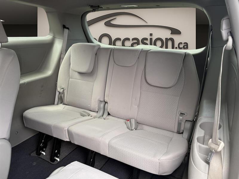 kia Sedona 2017 - 9