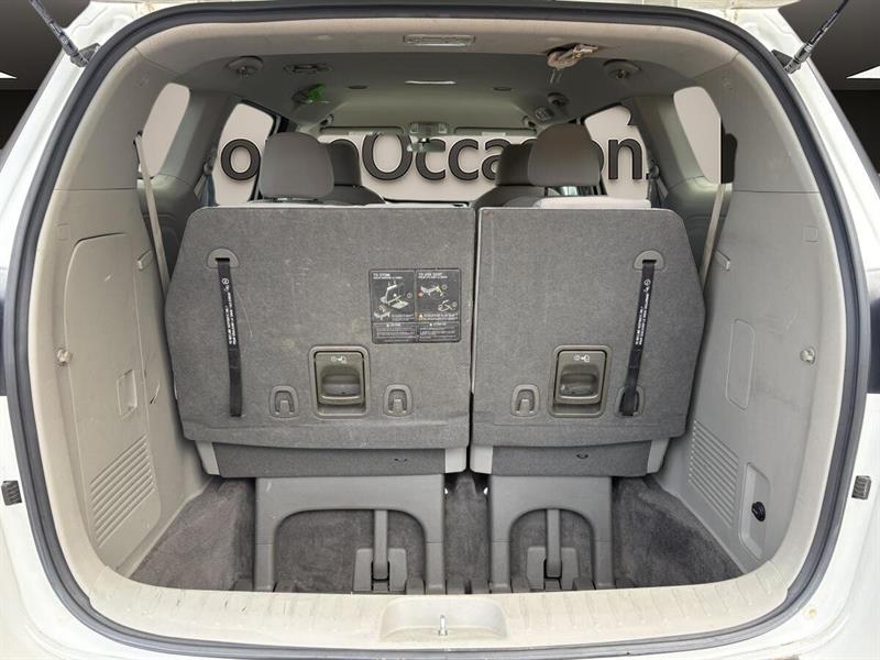 kia Sedona 2017 - 10