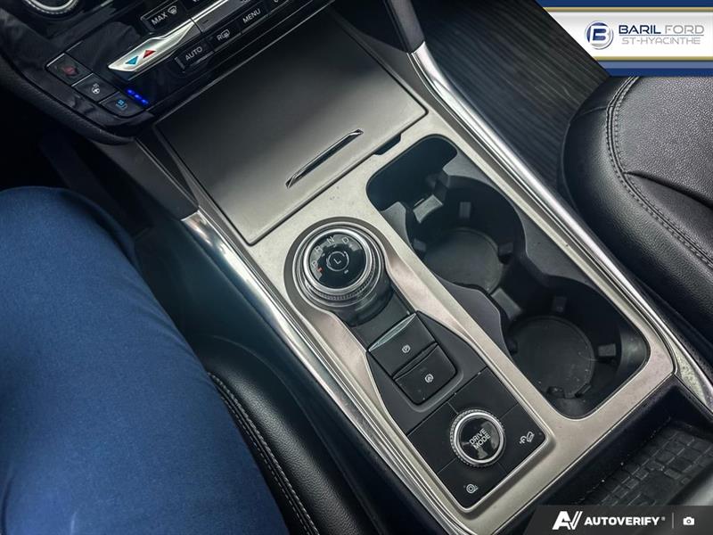 ford Explorer 2023 - 18
