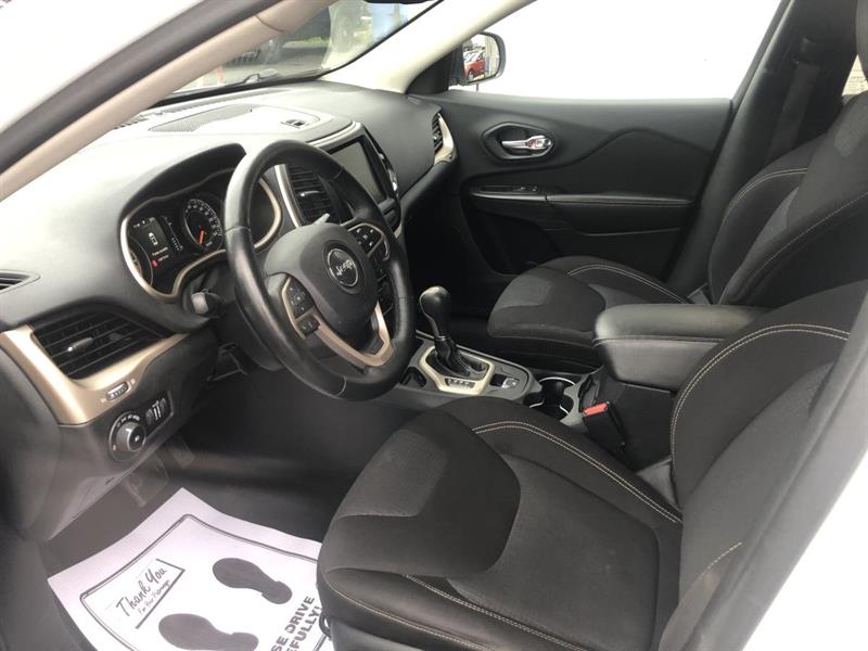 jeep Cherokee 2015 - 10