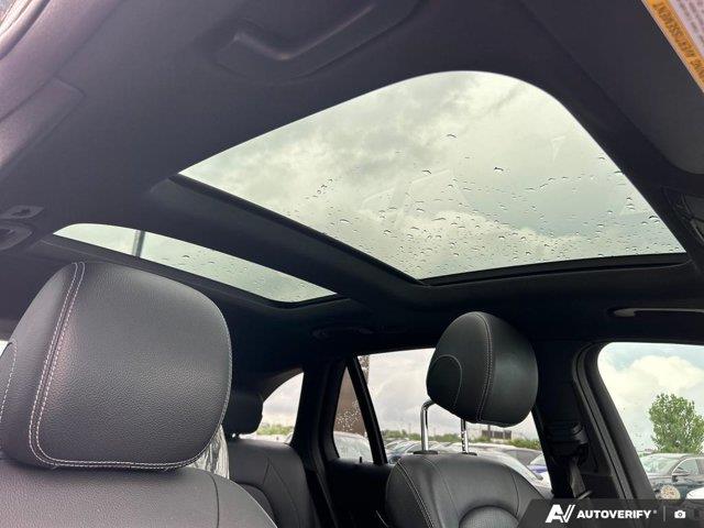 mercedes-benz GLC 2019 - 25